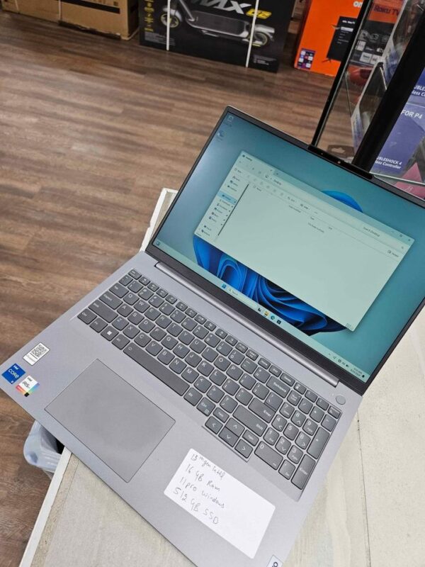 Lenovo Thinkbook, 13th generation, 15.6 inch,windows 11 pro,16gb ram,512 ssd