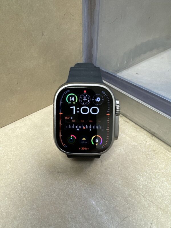 Apple watch ultra 1, 49mm, open to trades, excellent condition, GPS and lte