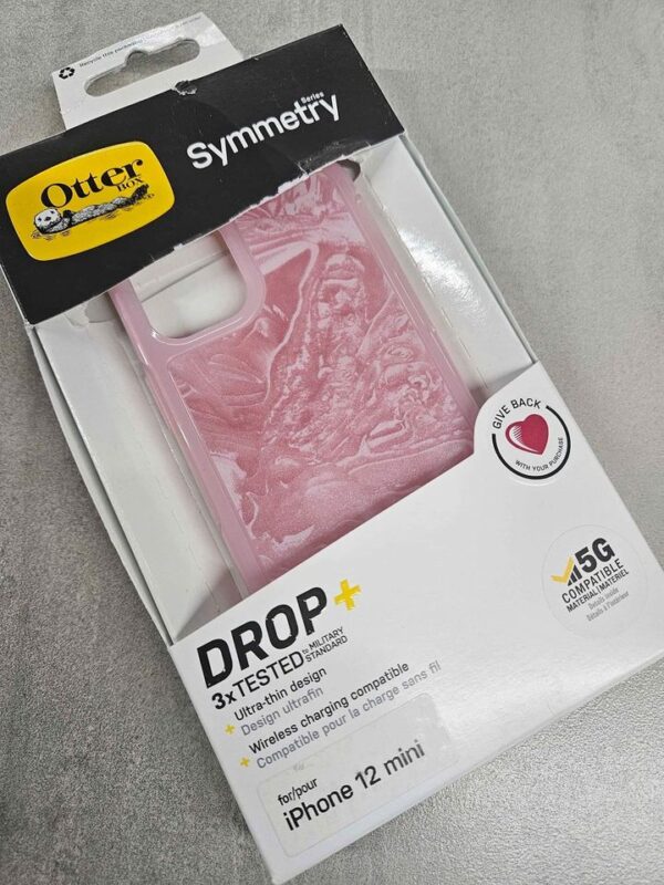 Otter box symmetry case iPhone 12 mini